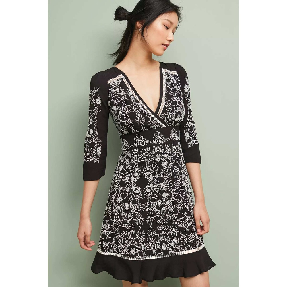 Vanessa Virginia Anthropologie Plautilla Embroidered Dress Sz 4 Black Mini Dress